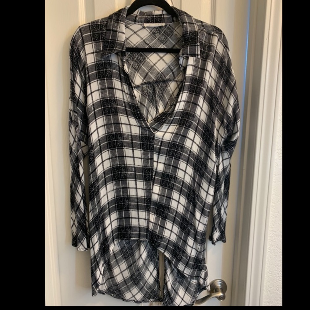 Blk/white flannel blouse